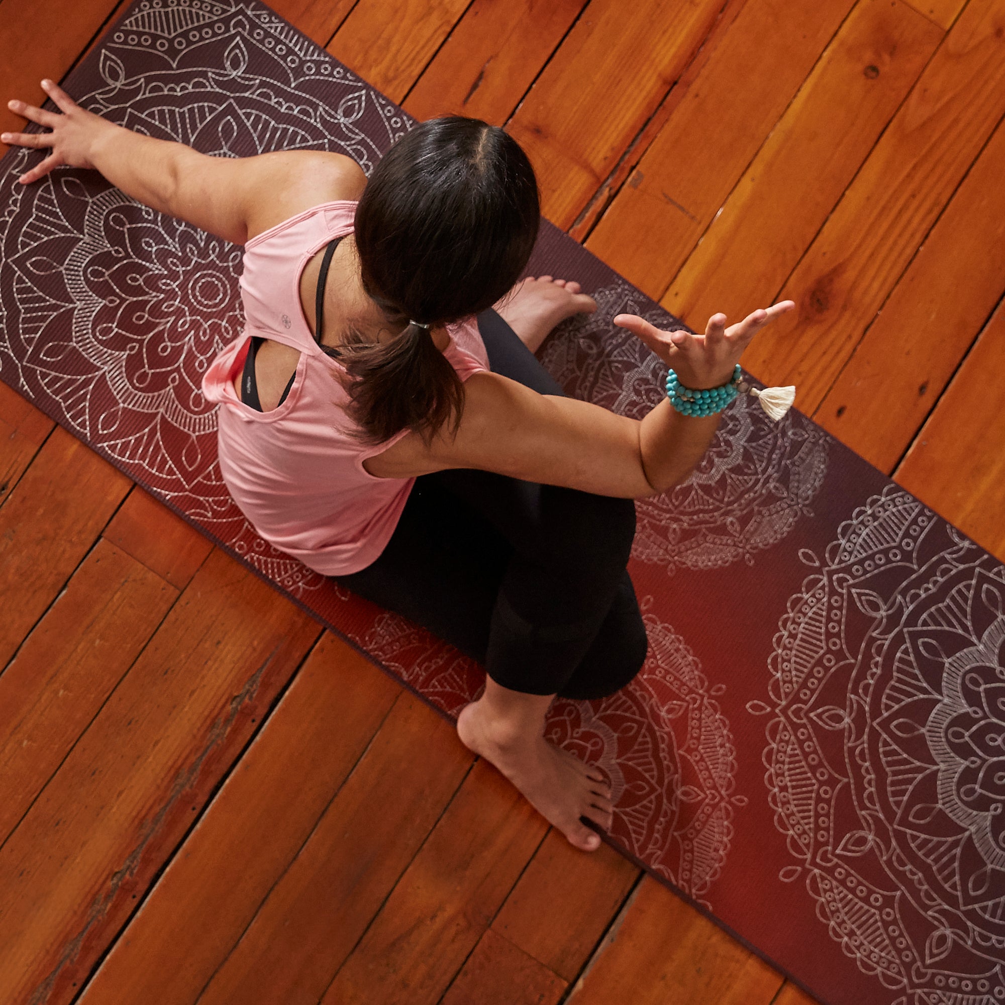 05-63417_Premium_Metallic_Sunset_Yoga_Mat.jpg