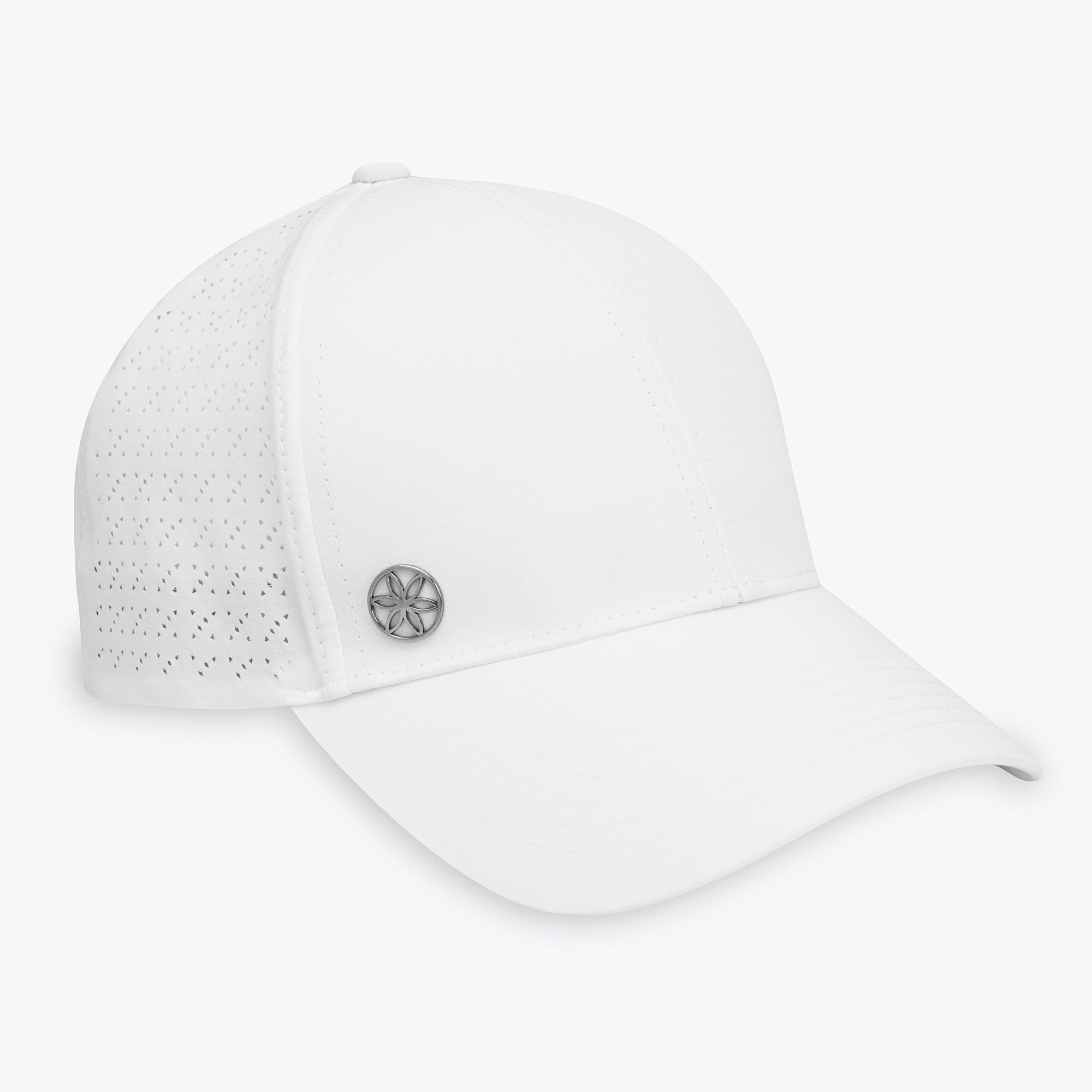 05-63919_CRUISER-BREATHABLE-NOVA-HAT-WHITE_A.jpg