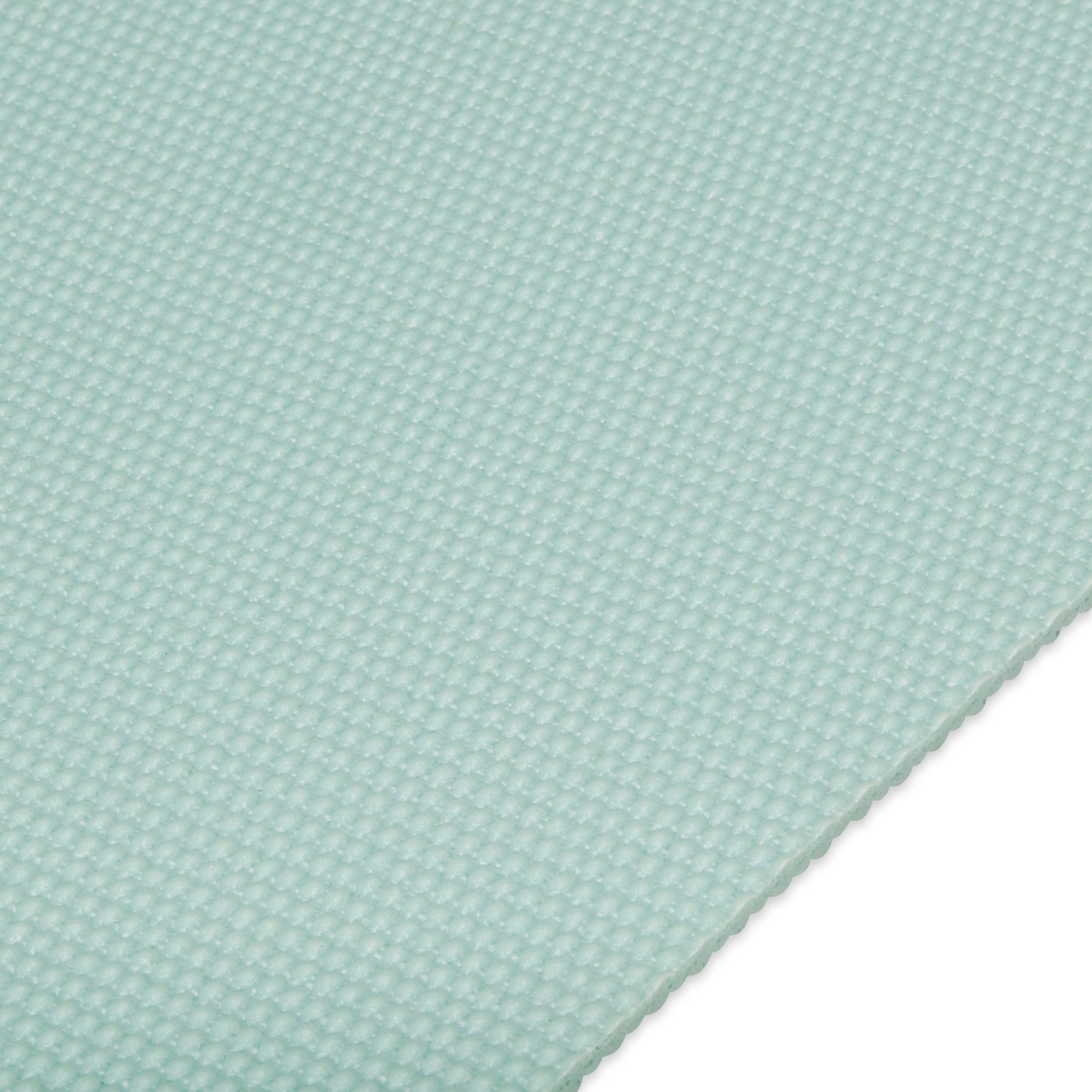 05-64943_5MM-GAIAM-SOLID-YOGA-MAT-MORNING-DEW_D.jpg